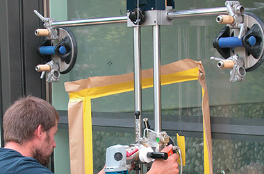 vetrox, glaskratzer entfernen, glasreparatur, verkratztes glas, glasschutz, esg, vsg, isolierglas, glasoberfläche, float, brandschutzglas